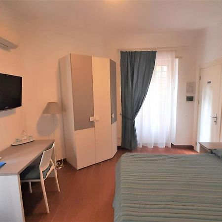 רומא B&B Five מראה חיצוני תמונה