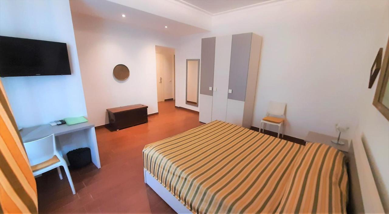 רומא B&B Five מראה חיצוני תמונה