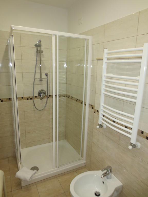 רומא B&B Five מראה חיצוני תמונה
